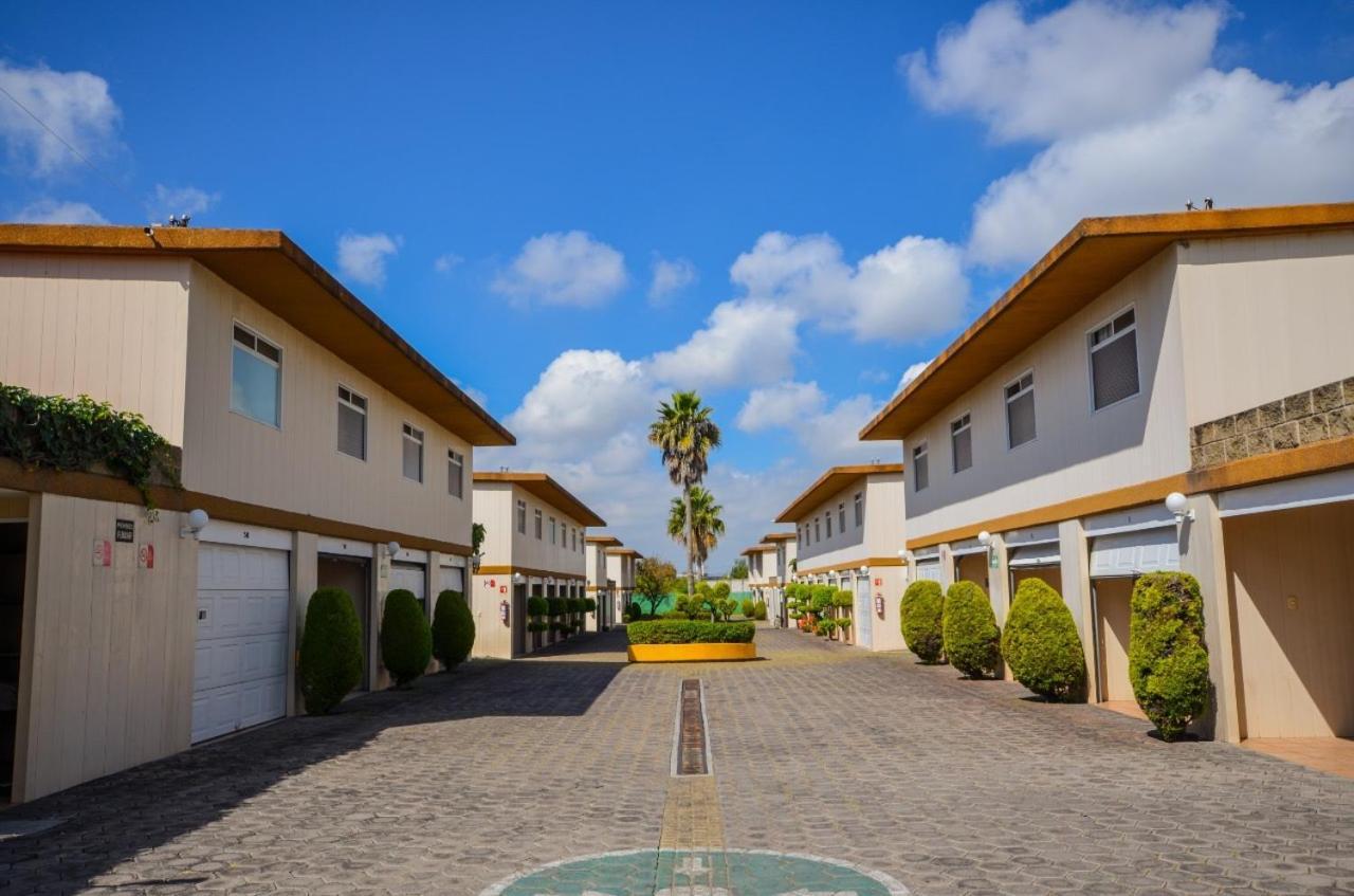 Momoxpan Motel Venecia المظهر الخارجي الصورة
